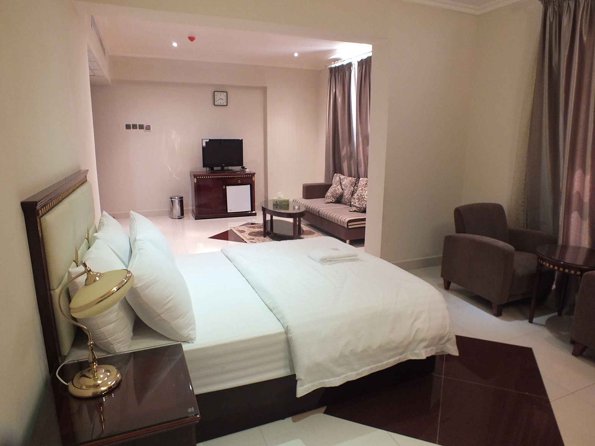 City Hotel Салала Екстер'єр фото